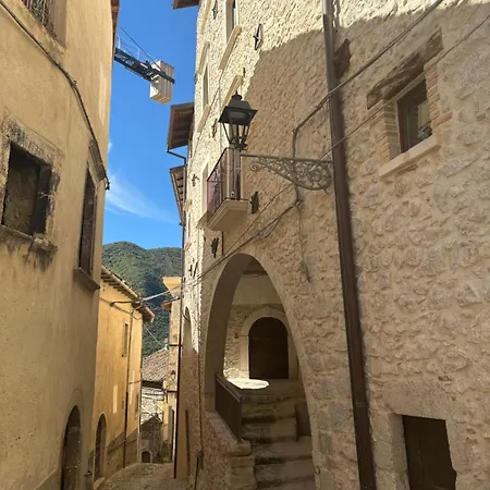 Nido D Aquila